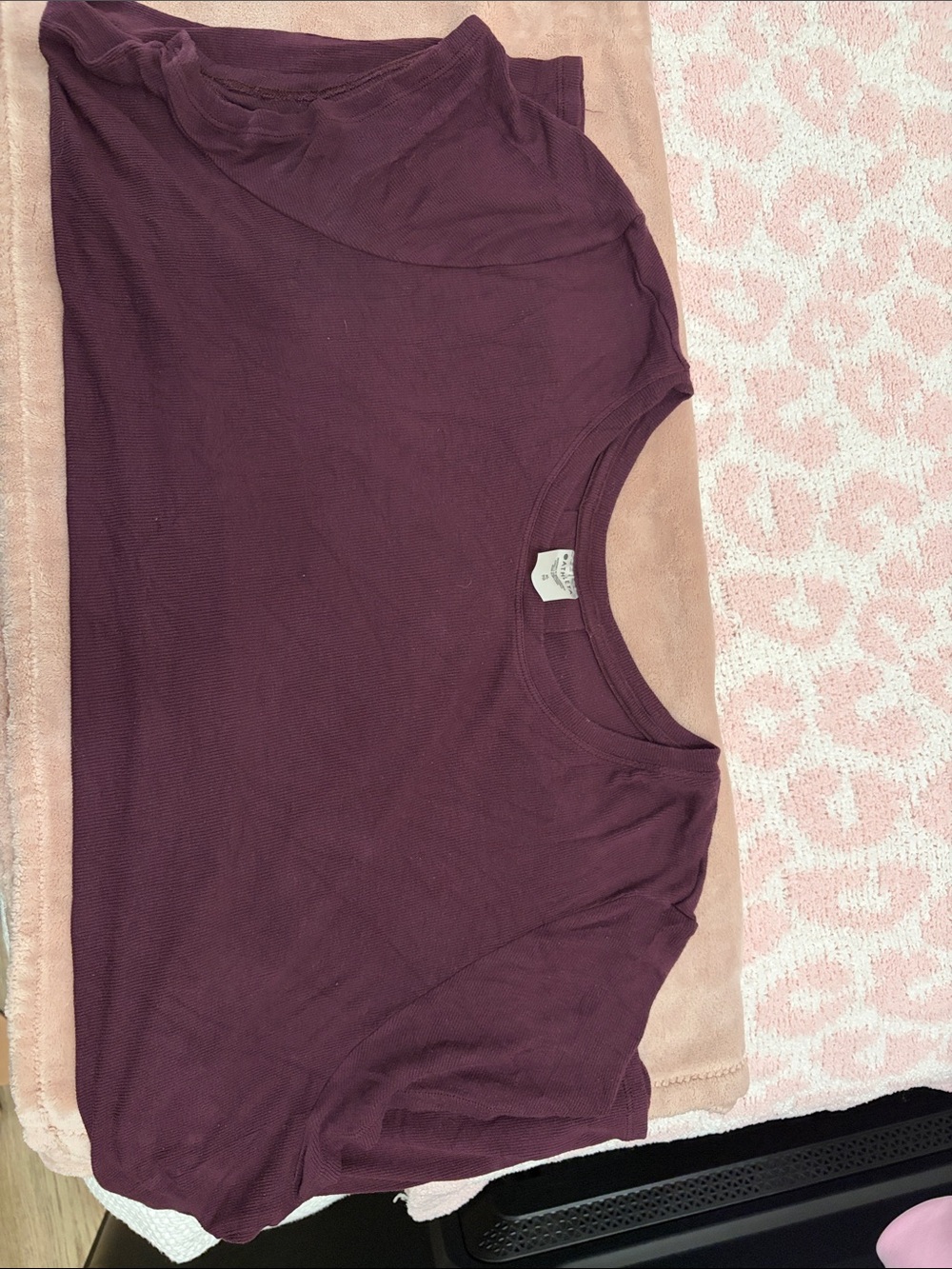 Athleta Plum Short Sleeve Crew Neck Top